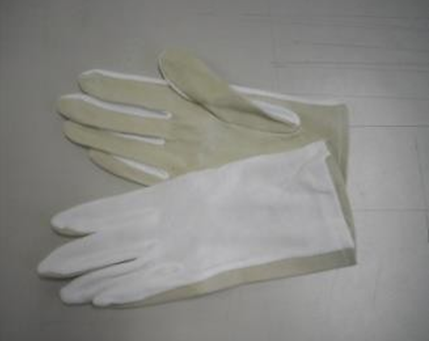 Hogleather Glove